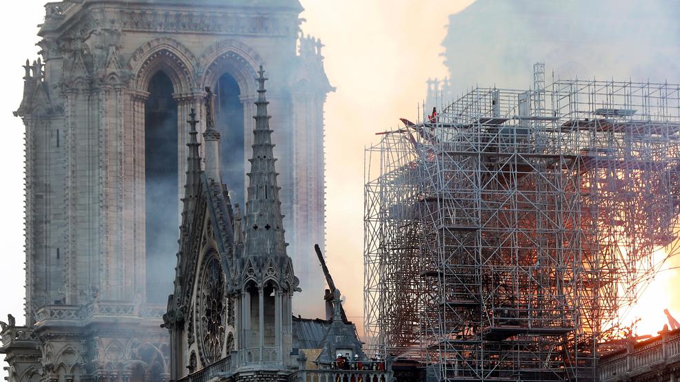 France Notre Dame Fire Notre Dame fire scaffolding AP50.jpg