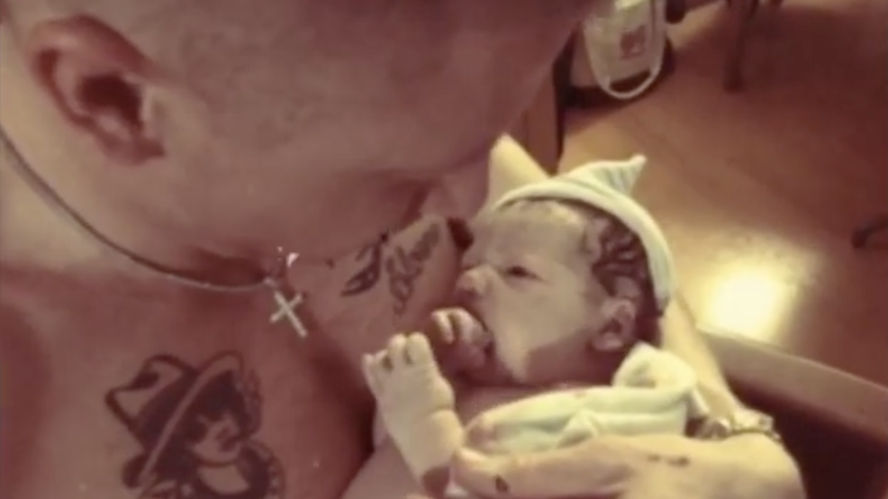 Macklemore Posts Sweet Mother S Day Video Announcing His