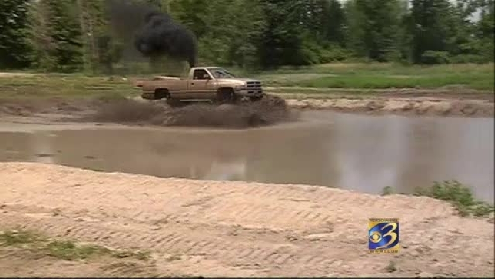 Mud bogging grows in popularity across Michigan WWMT