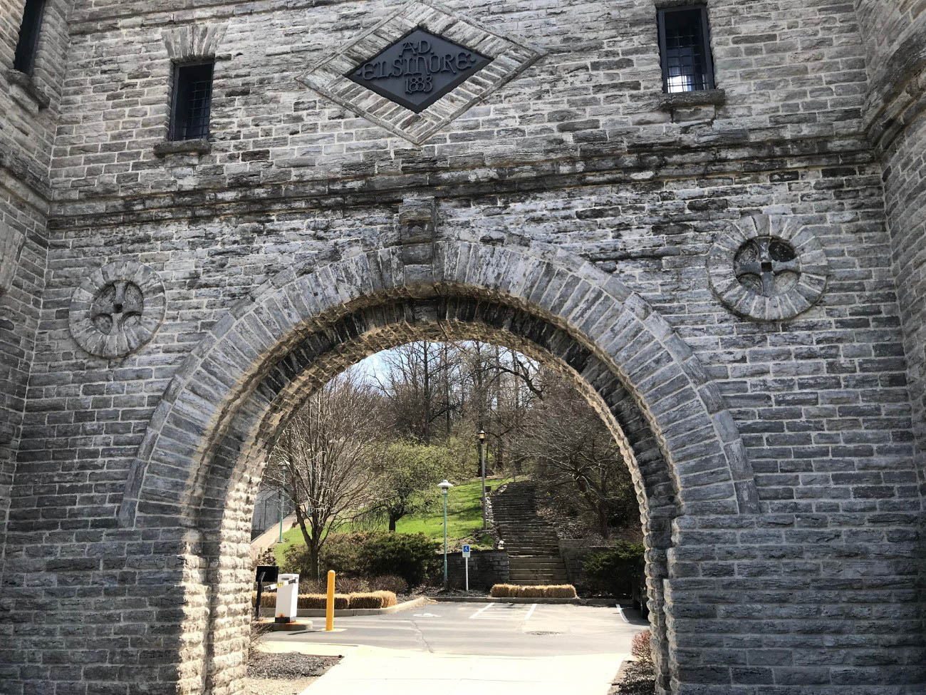 The Elsinore Arch The History of Cincinnati's Gilbert Avenue "Castle
