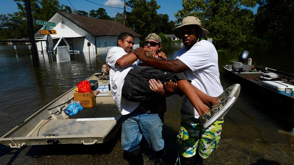 APTOPIX Harvey HURRICANE HARVEY -- boat help 2808762.jpg