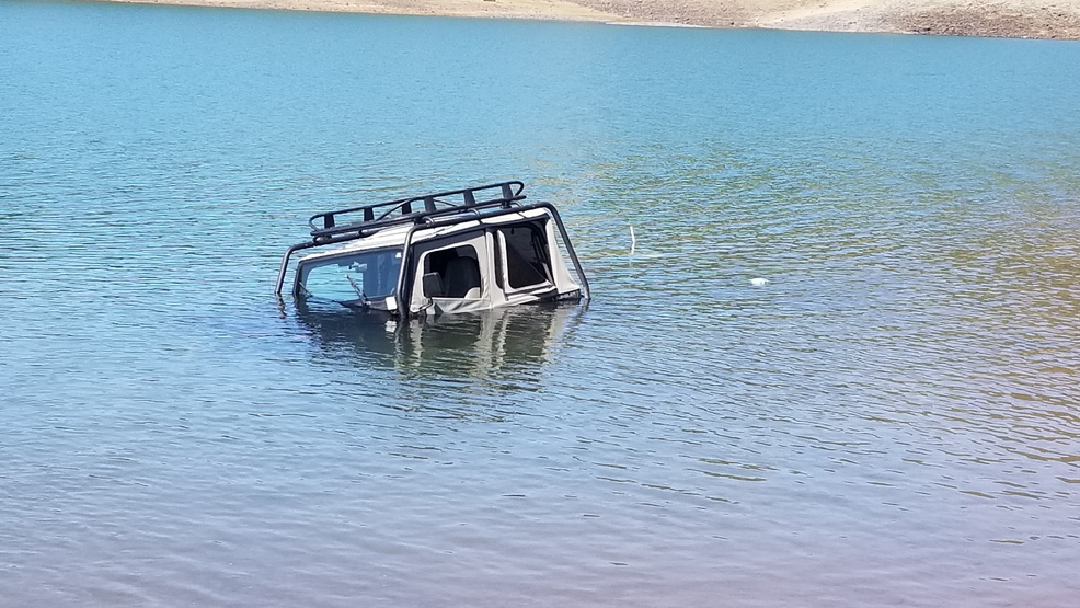 Man hospitalized after Lost Creek Lake boat ramp accident KTVL
