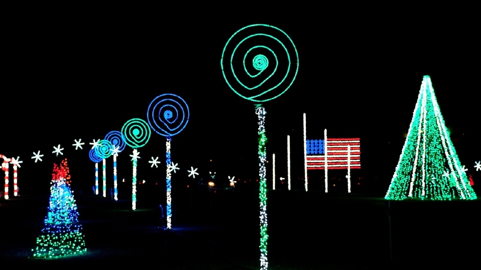 The Coney Island Christmas Light Show Is Our Favorite New Holiday