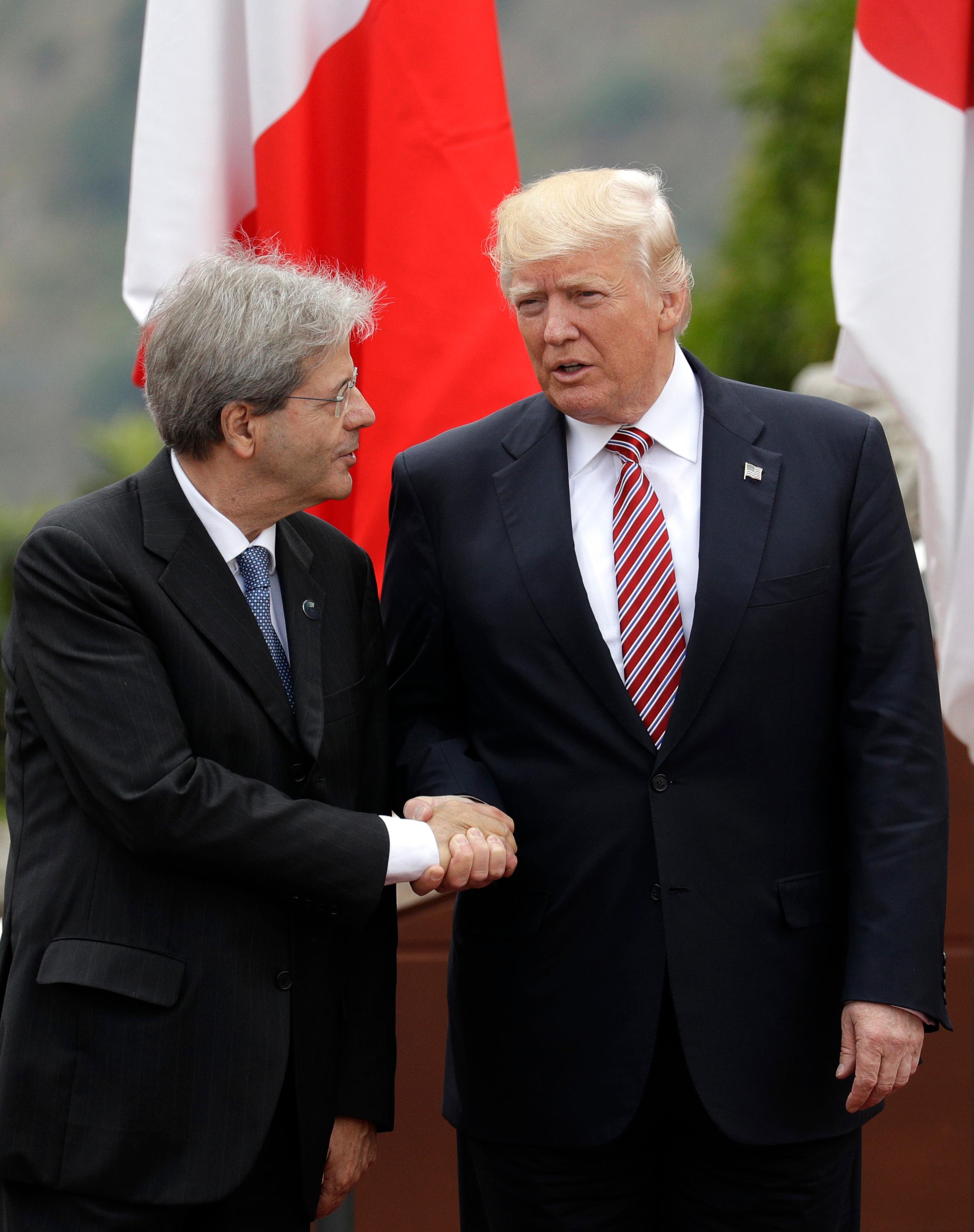 Trump meeting with G-7 leaders after going on offensive | KMTR2458 x 3108