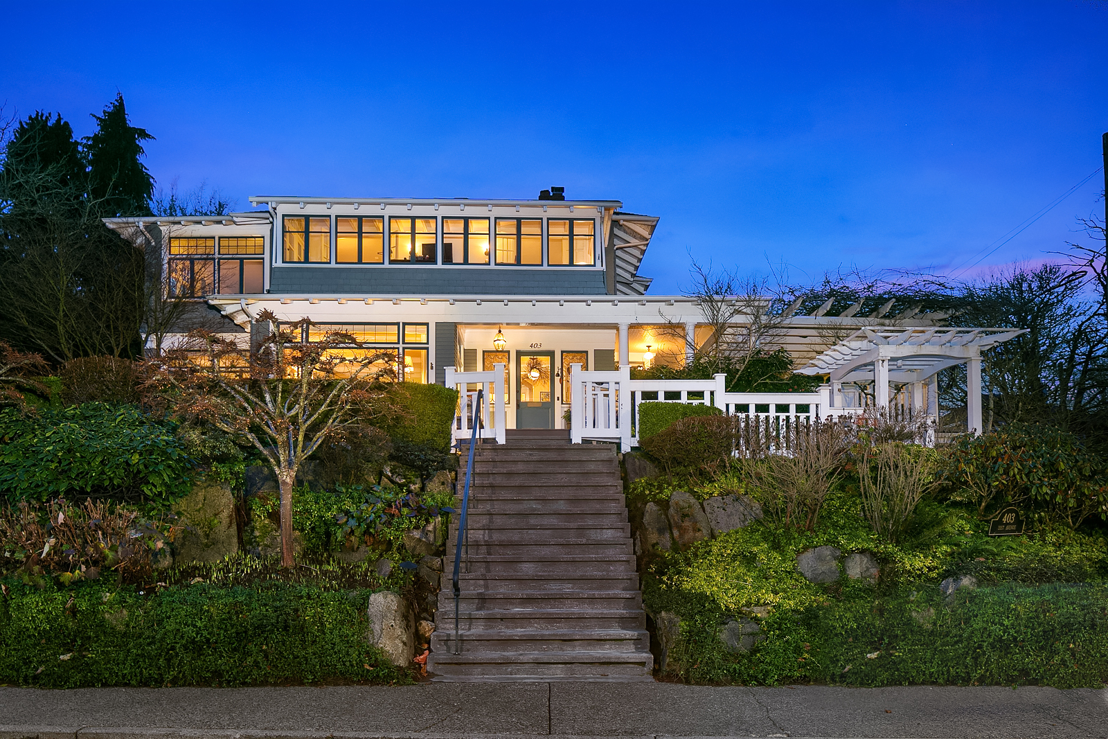 Photos Historic Frink Mansion in Leschi lists for 2.5 million