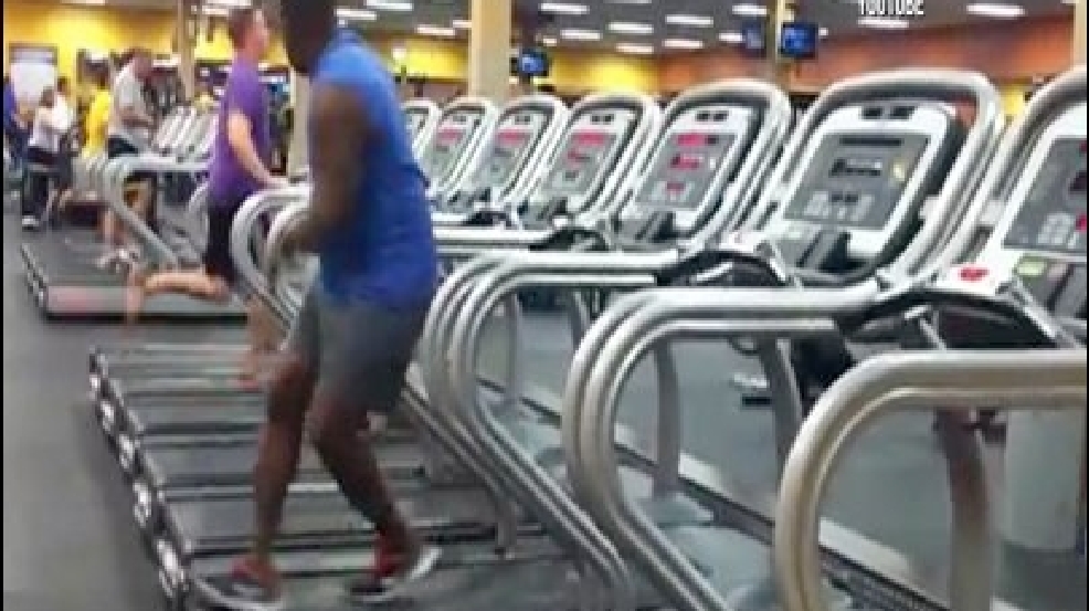 130508_treadmill_dancer.jpg