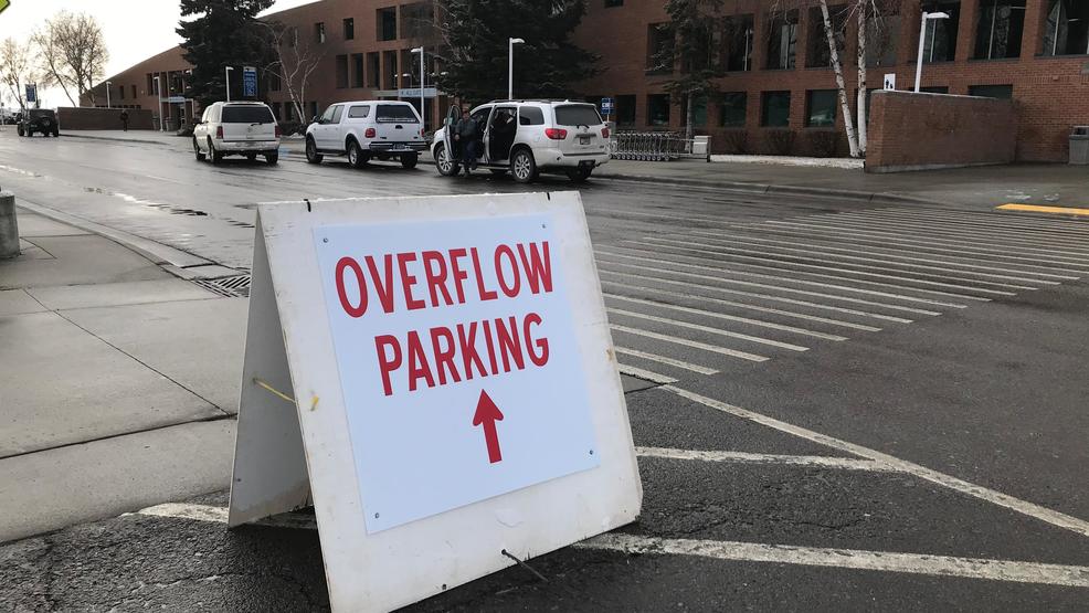 Missoula airport expecting full parking lots this week KECI