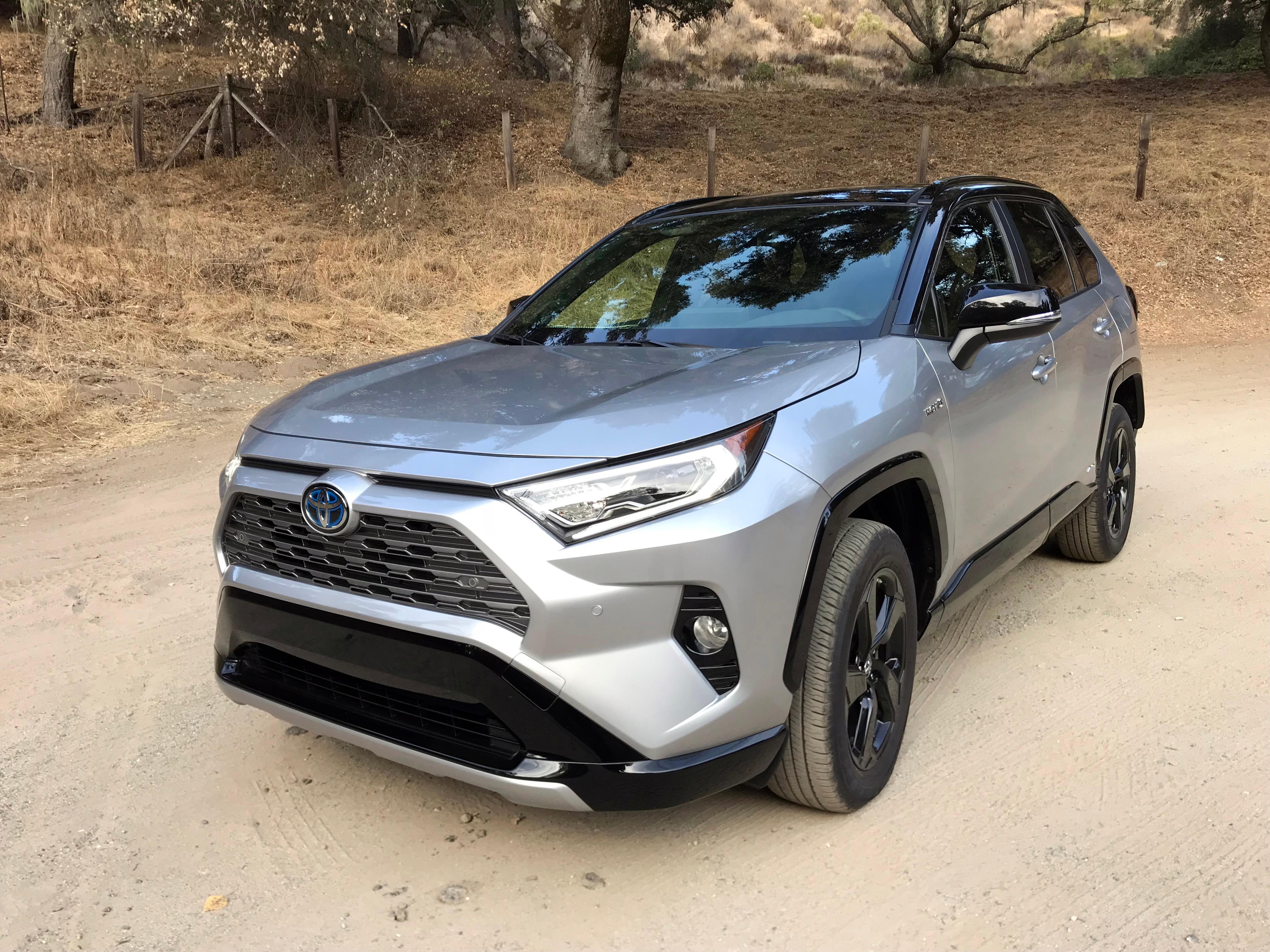 2019 toyota rav4 xse (sinclair broadcast group / jill ciminillo)